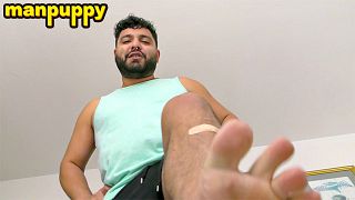 ManPuppy: Demetri Silver Shrinks Intruder And Demands Giant Foot Worship