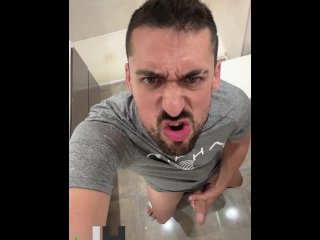hot daddy jerks off and cum no hands