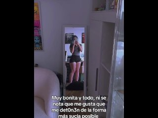 chica de pelo azul